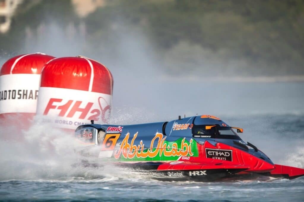 Powerboat Racing in the UAE