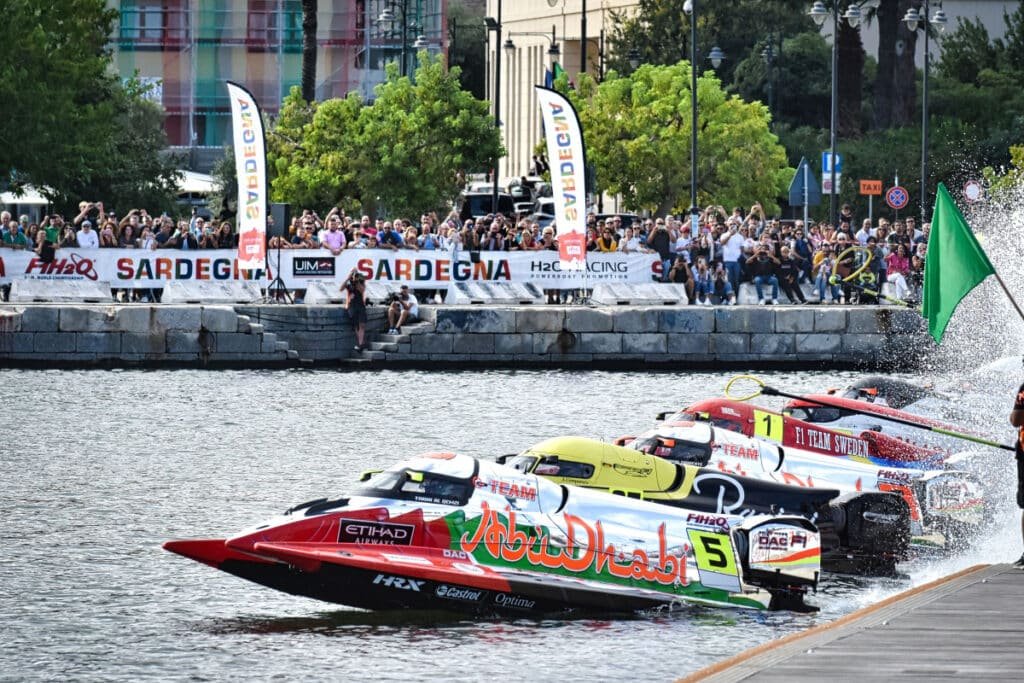 Powerboat Racing in the UAE