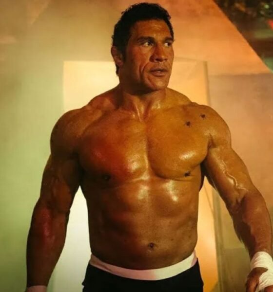 Dwayne Johnson Transforms Into UFC Legend Mark Kerr