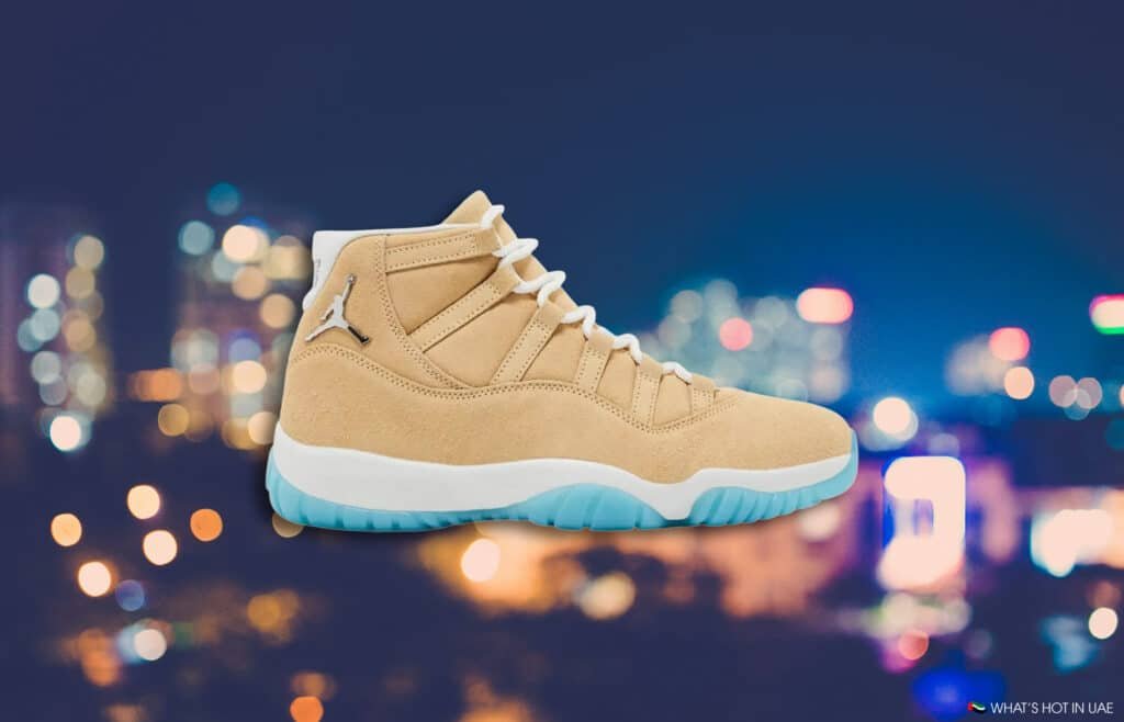 Pictured against the glittering Dubai Marina skyline, the reflective piping on the 'Mojave' colorway comes alive, perfectly complementing the city's architectural glow.